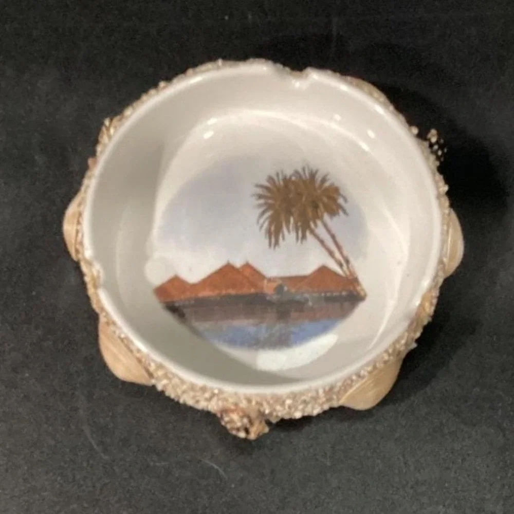 Hawaii Nautical Ceramic Ashtray, Real Seashells & Sand Accents, Coastal Souvenir